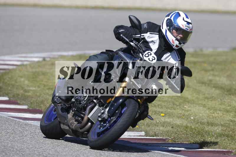 /01 02.04.2026 MAZ ADR/Gruppe rot/83